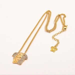 Medusa necklace pendant chain rhinestone diamonds gold 14K stainless steel luxe